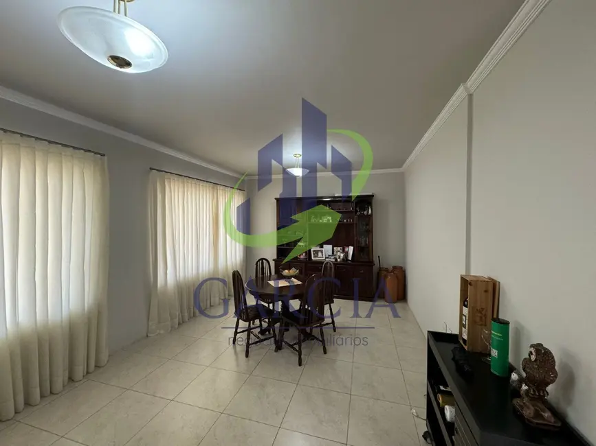 Foto 3 de Casa com 4 quartos à venda, 360m2 em Jardim Santo Antônio, Mogi Guacu - SP