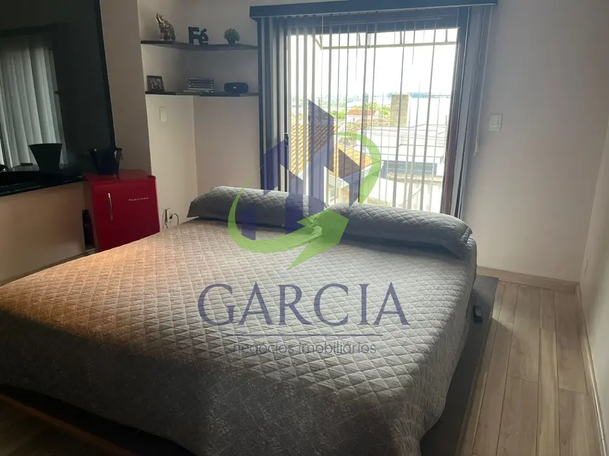 Foto 2 de Casa com 4 quartos à venda, 252m2 em Parque dos Eucaliptos, Mogi Guacu - SP