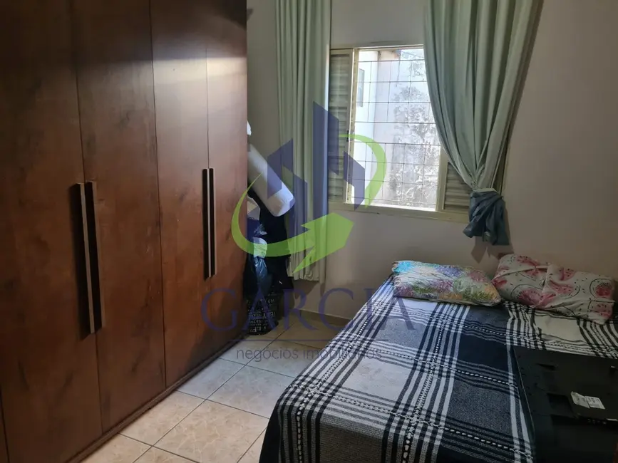 Foto 4 de Casa com 3 quartos à venda, 225m2 em Jardim Santo Antônio, Mogi Guacu - SP