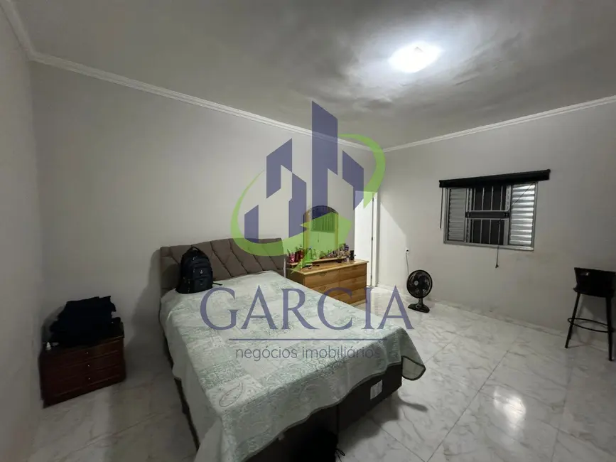 Foto 9 de Casa com 3 quartos à venda, 140m2 em Estiva Gerbi - SP