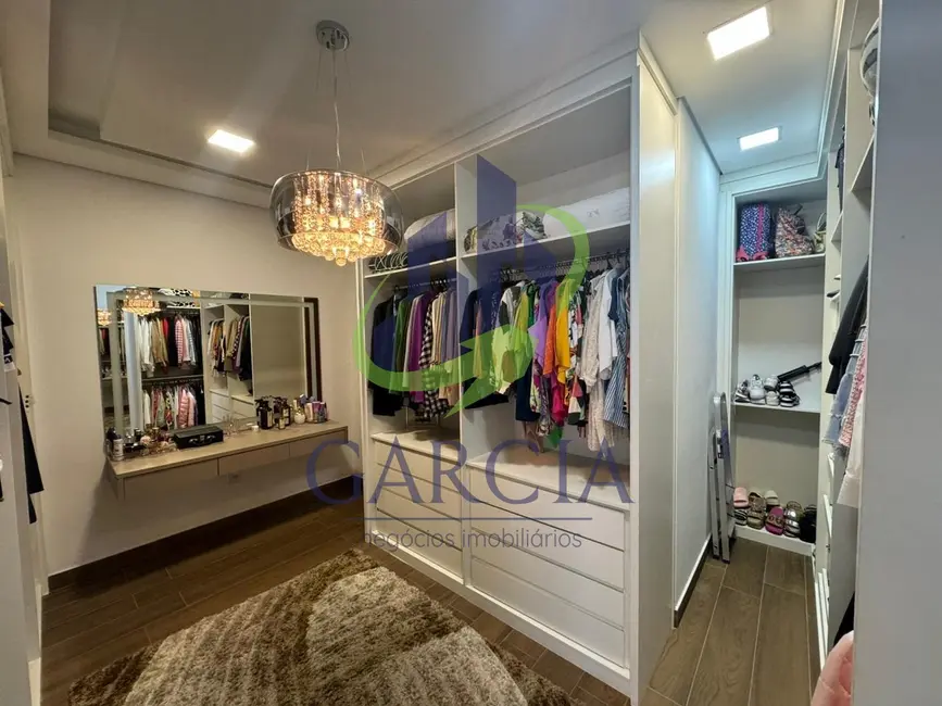 Foto 4 de Casa com 3 quartos à venda, 242m2 em Mogi Guacu - SP