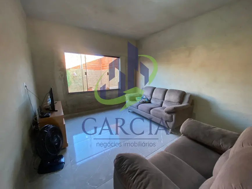 Foto 2 de Casa com 2 quartos à venda, 110m2 em Jardim Santa Cruz, Mogi Guacu - SP