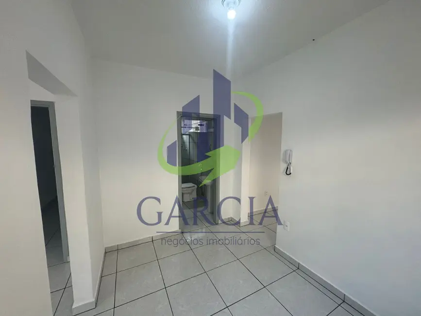 Casa com 3 quartos para alugar, 120m2 em Jardim Centenário, Mogi Guacu - SP - imagem 5 Foto 5 de Casa com 3 quartos para alugar, 120m2 em Jardim Centenário, Mogi Guacu - SP
