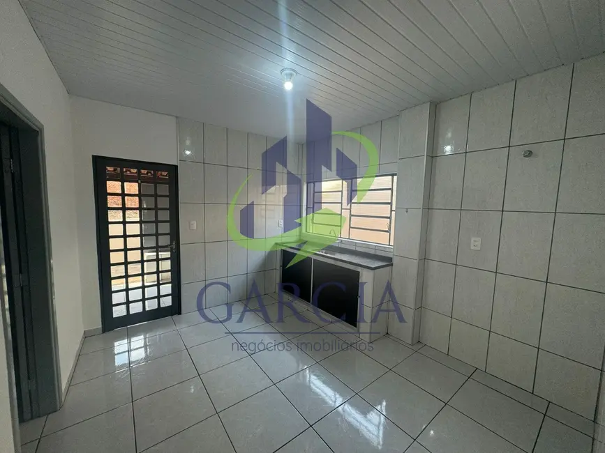 Casa com 3 quartos para alugar, 120m2 em Jardim Centenário, Mogi Guacu - SP - imagem 3 Foto 3 de Casa com 3 quartos para alugar, 120m2 em Jardim Centenário, Mogi Guacu - SP