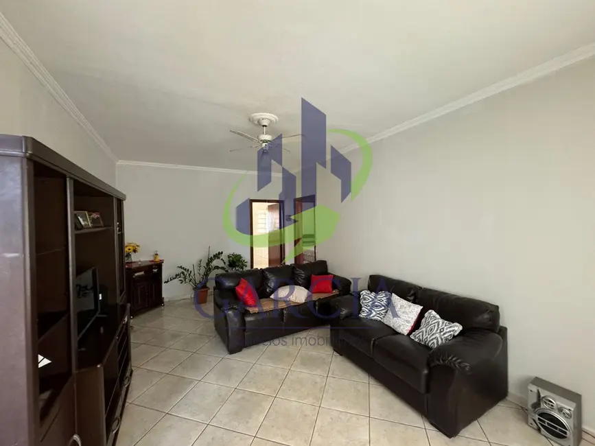 Foto 3 de Casa com 4 quartos à venda, 148m2 em Jardim Almira, Mogi Guacu - SP