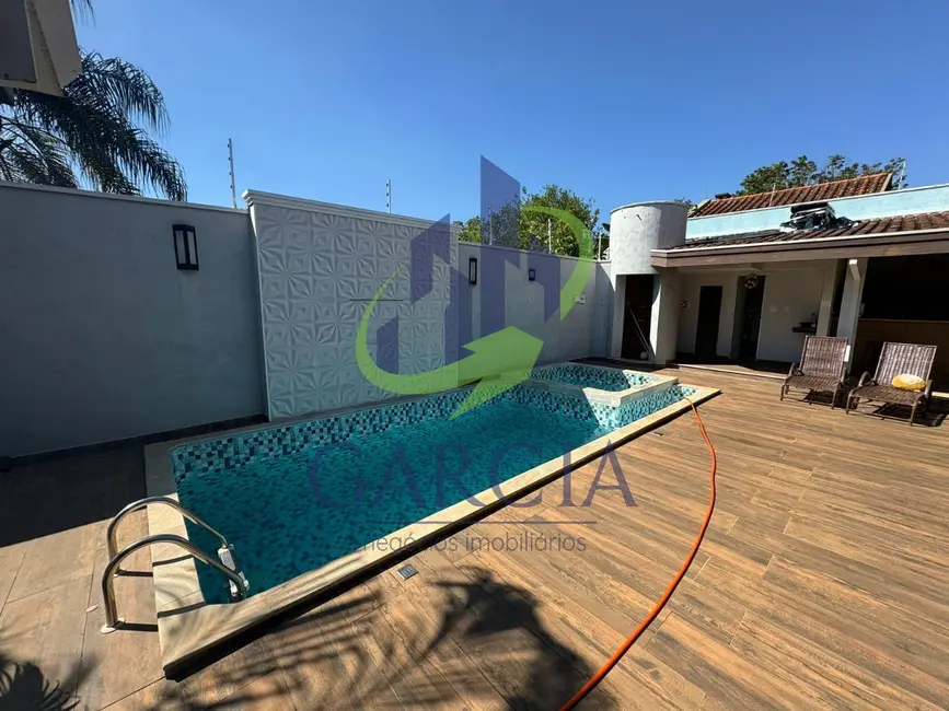 Casa com 4 quartos à venda e para alugar, 503m2 em Vila Júlia, Mogi Guacu - SP - imagem 5 Foto 5 de Casa com 4 quartos à venda e para alugar, 503m2 em Vila Júlia, Mogi Guacu - SP