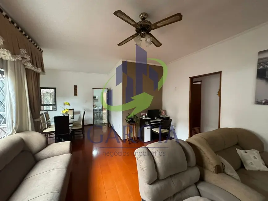 Foto 6 de Casa com 4 quartos à venda, 175m2 em Jardim Almira, Mogi Guacu - SP