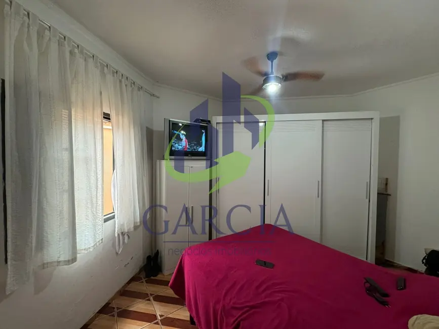 Foto 9 de Casa com 4 quartos à venda, 175m2 em Jardim Almira, Mogi Guacu - SP