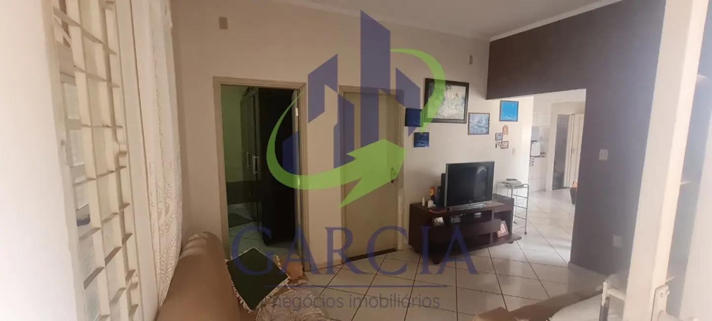 Casa com 3 quartos à venda, 180m2 em Vila Paraíso, Mogi Guacu - SP - imagem 3 Foto 3 de Casa com 3 quartos à venda, 180m2 em Vila Paraíso, Mogi Guacu - SP