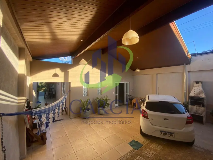 Foto 1 de Casa com 3 quartos à venda, 100m2 em Jardim Novo Itacolomi, Mogi Guacu - SP