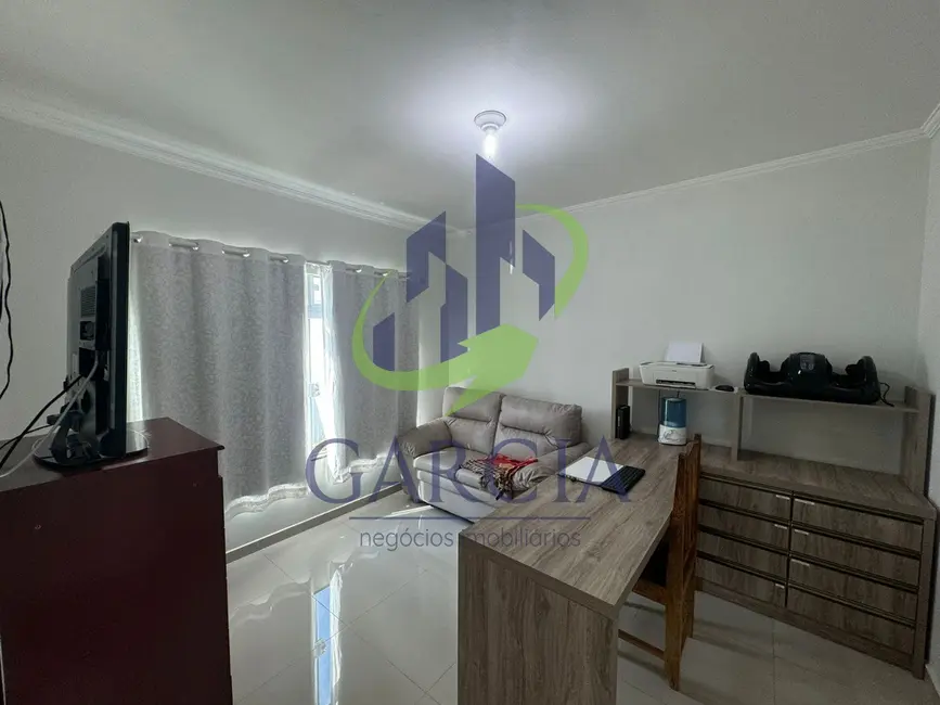 Foto 2 de Casa com 2 quartos à venda, 110m2 em Jardim Rosa Cruz, Mogi Guacu - SP