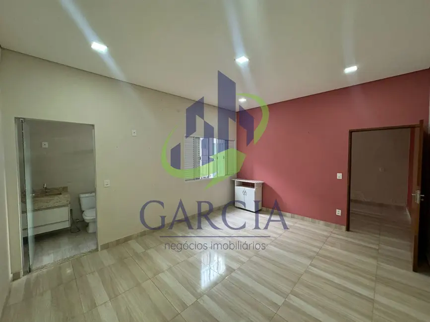 Foto 2 de Casa com 3 quartos à venda, 159m2 em Estiva Gerbi - SP