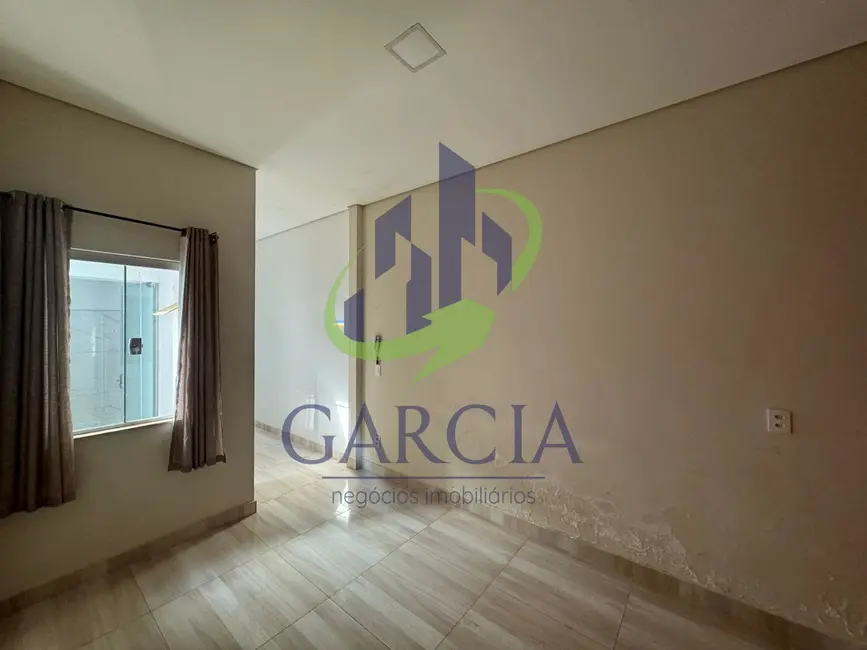 Foto 6 de Casa com 3 quartos à venda, 159m2 em Estiva Gerbi - SP