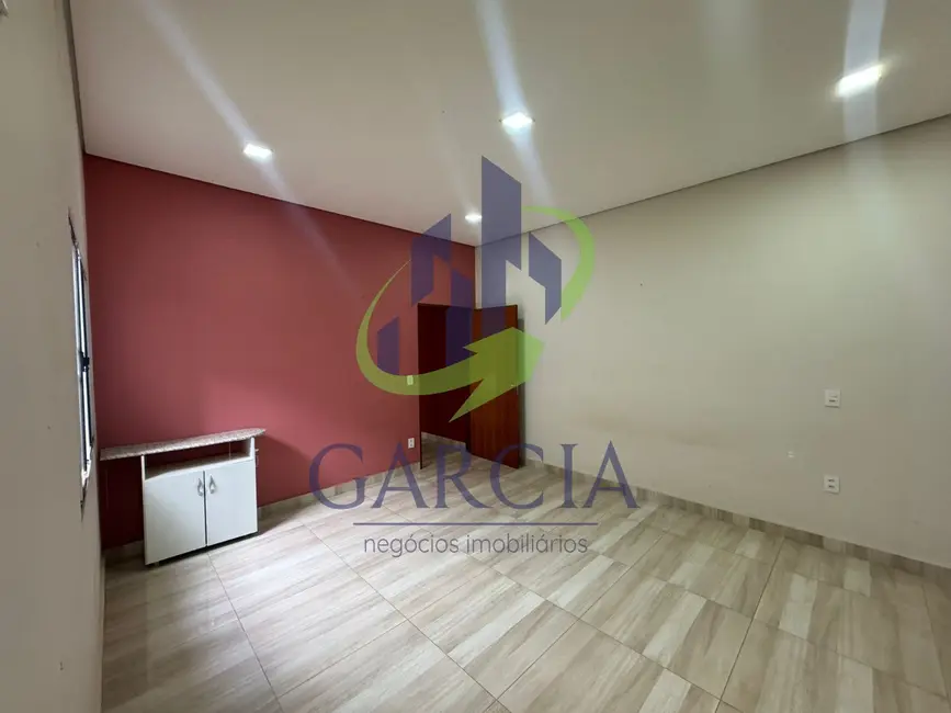 Foto 3 de Casa com 3 quartos à venda, 159m2 em Estiva Gerbi - SP