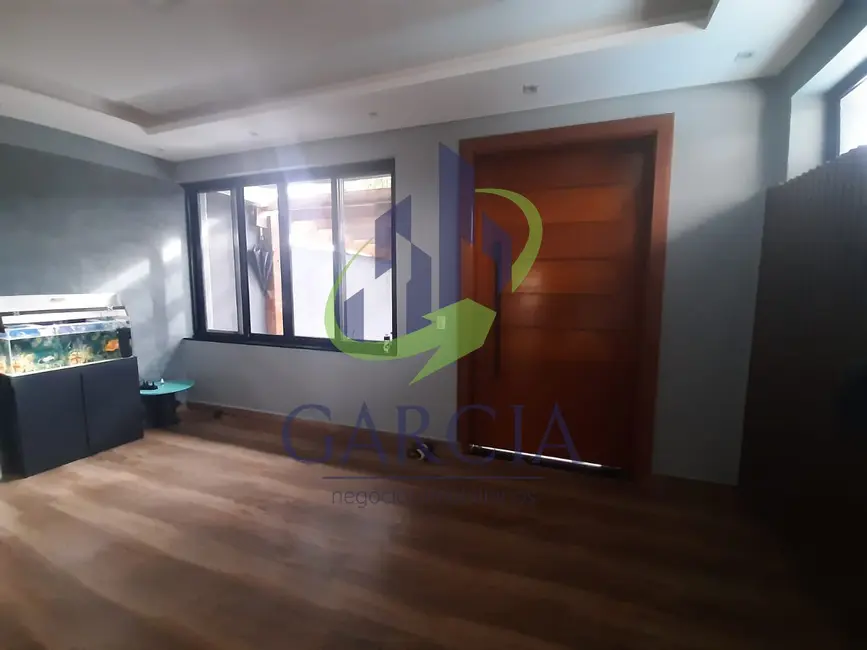Chácara com 5 quartos à venda e para alugar, 1000m2 em Itapira - SP - imagem 4 Foto 4 de Chácara com 5 quartos à venda e para alugar, 1000m2 em Itapira - SP