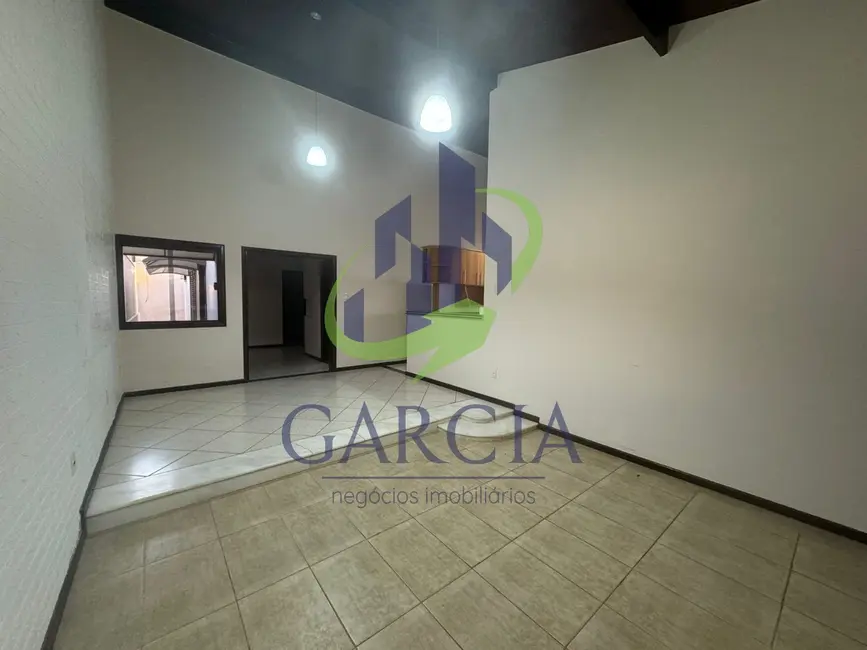 Foto 5 de Casa com 2 quartos à venda, 120m2 em Estiva Gerbi - SP