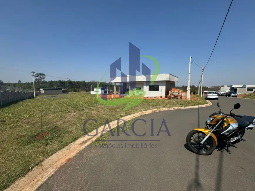 Foto 1 de Terreno / Lote à venda, 312m2 em Mogi Mirim - SP
