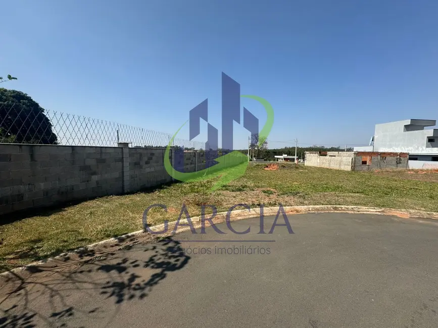 Foto 1 de Terreno / Lote à venda, 329m2 em Mogi Mirim - SP