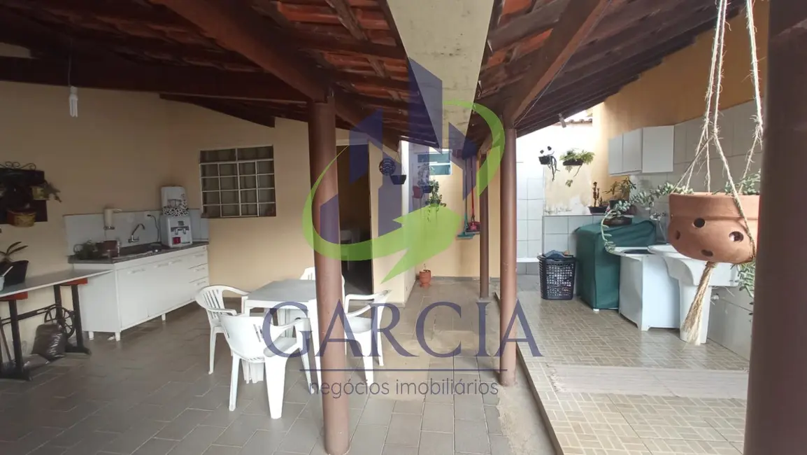 Foto 2 de Casa com 4 quartos à venda, 120m2 em Parque Cidade Nova, Mogi Guacu - SP