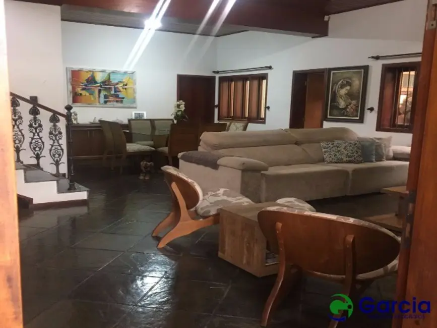 Foto 1 de Casa com 5 quartos à venda, 293m2 em Jardim Brasília, Mogi Mirim, SP