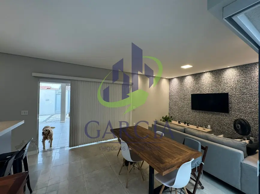 Foto 5 de Casa com 3 quartos à venda, 137m2 em Estiva Gerbi - SP