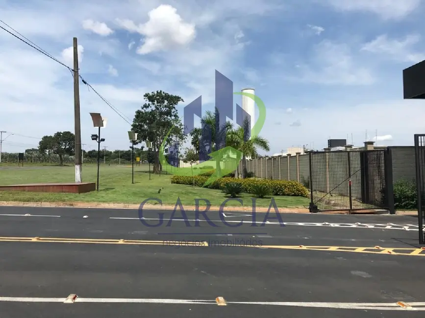 Foto 3 de Terreno / Lote à venda, 330m2 em Estiva Gerbi - SP