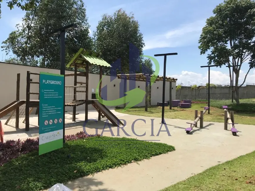 Foto 2 de Terreno / Lote à venda, 330m2 em Estiva Gerbi - SP