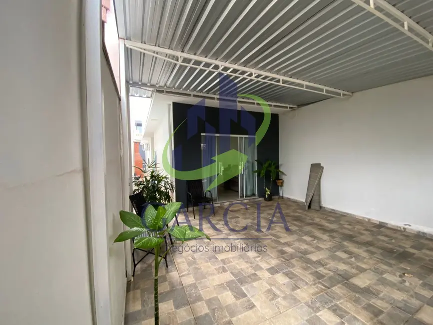 Foto 3 de Casa com 4 quartos à venda, 159m2 em Jardim Planalto Verde, Mogi Guacu - SP