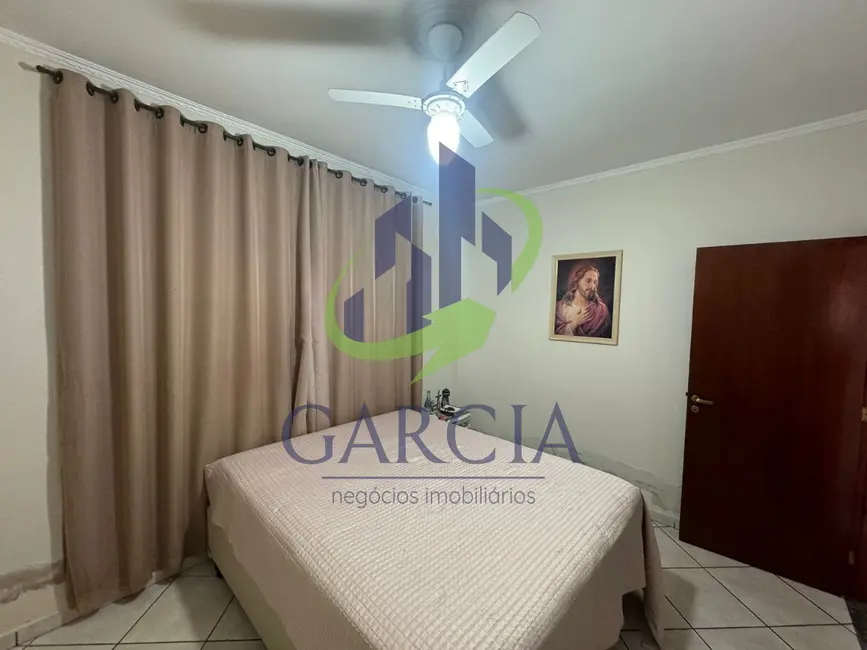 Foto 2 de Casa com 4 quartos à venda, 177m2 em Jardim Munhoz, Mogi Guacu - SP