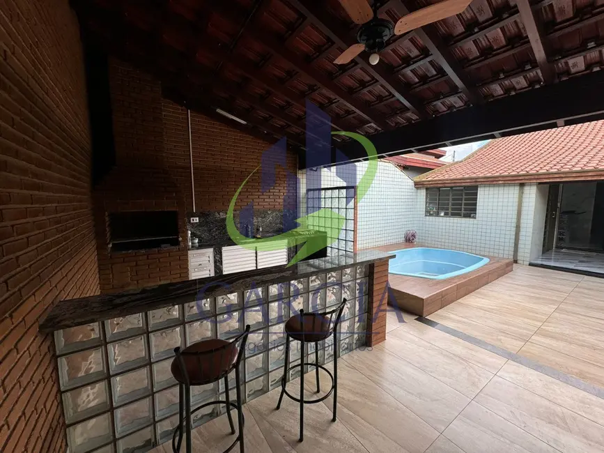 Foto 1 de Casa com 3 quartos à venda, 183m2 em Jardim Novo II, Mogi Guacu - SP