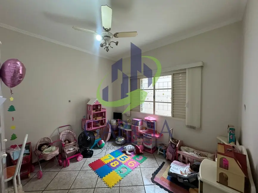 Foto 7 de Casa com 4 quartos à venda, 229m2 em Jardim da Lagoa, Mogi Guacu - SP