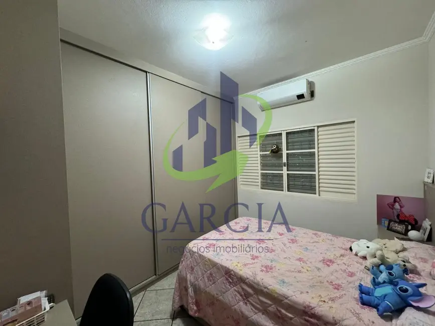 Foto 8 de Casa com 4 quartos à venda, 229m2 em Jardim da Lagoa, Mogi Guacu - SP