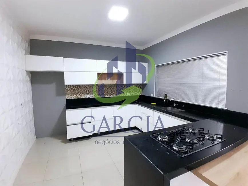 Foto 1 de Casa com 3 quartos à venda, 213m2 em Mogi Guacu - SP