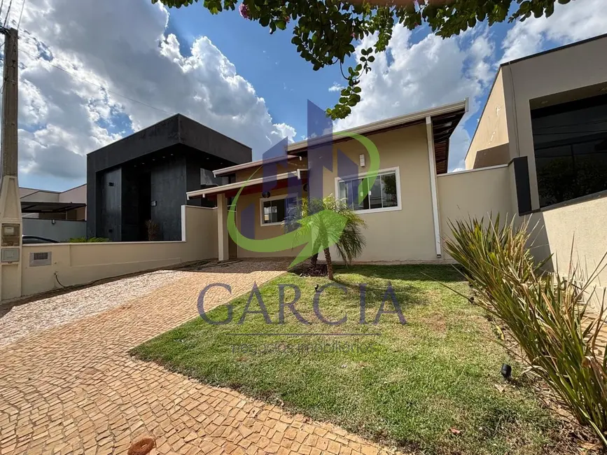 Foto 1 de Casa com 3 quartos à venda, 70m2 em Jardim Ipê Pinheiro, Mogi Guacu - SP