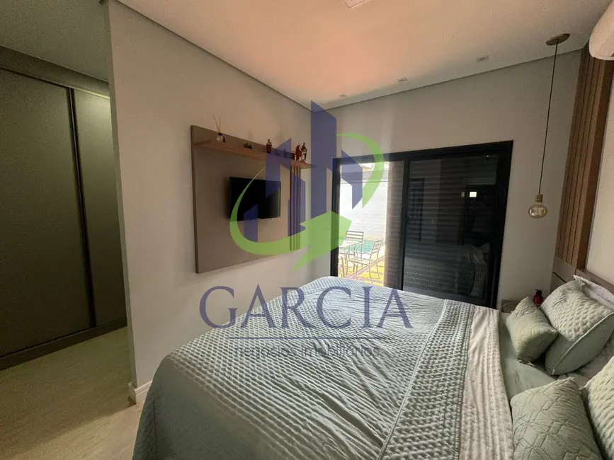 Foto 4 de Casa com 3 quartos à venda e para alugar, 258m2 em Estiva Gerbi - SP
