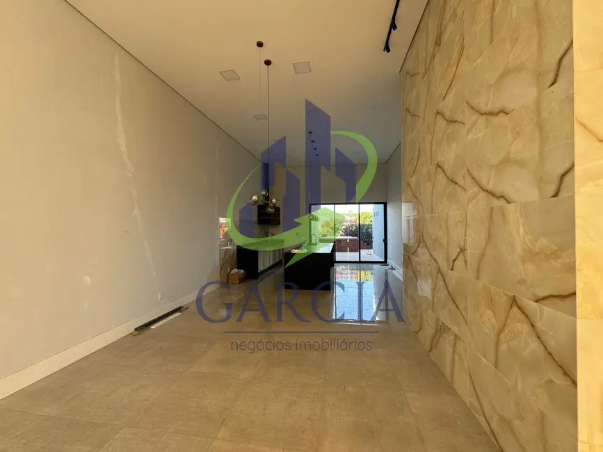 Foto 3 de Casa com 3 quartos à venda, 225m2 em Estiva Gerbi - SP