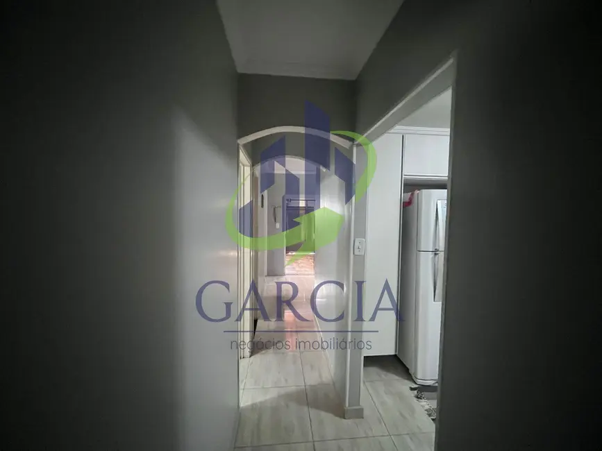 Casa com 3 quartos à venda e para alugar, 180m2 em Jardim Igaçaba, Mogi Guacu - SP - imagem 4 Foto 4 de Casa com 3 quartos à venda e para alugar, 180m2 em Jardim Igaçaba, Mogi Guacu - SP