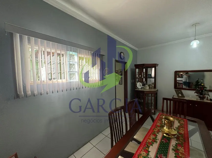 Foto 1 de Casa com 2 quartos à venda, 120m2 em Vila Santa Rosa, Mogi Guacu - SP