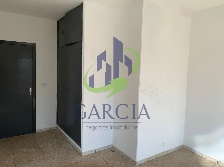 Casa com 4 quartos para alugar, 250m2 em Centro, Mogi Guacu - SP - imagem 6 Foto 6 de Casa com 4 quartos para alugar, 250m2 em Centro, Mogi Guacu - SP
