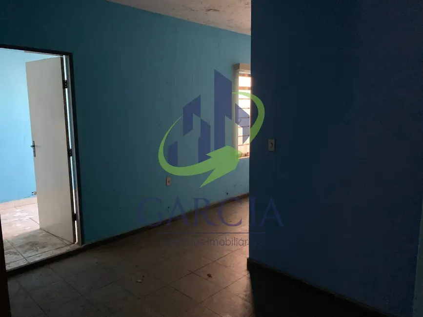 Casa com 4 quartos para alugar, 250m2 em Centro, Mogi Guacu - SP - imagem 9 Foto 9 de Casa com 4 quartos para alugar, 250m2 em Centro, Mogi Guacu - SP