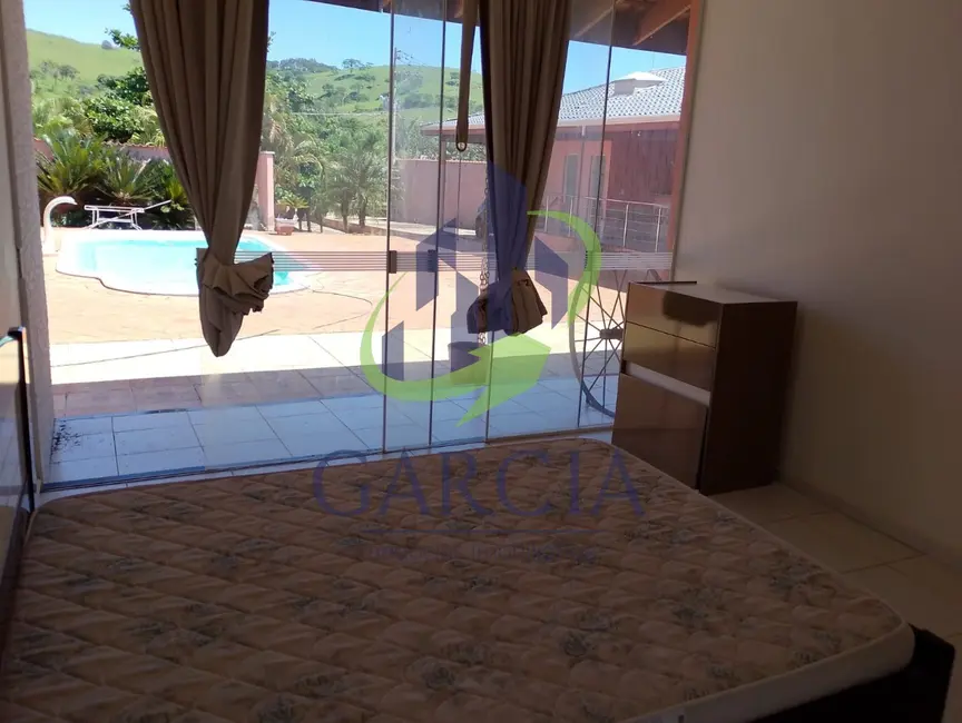 Foto 4 de Chácara com 3 quartos para alugar, 360m2 em Itapira - SP