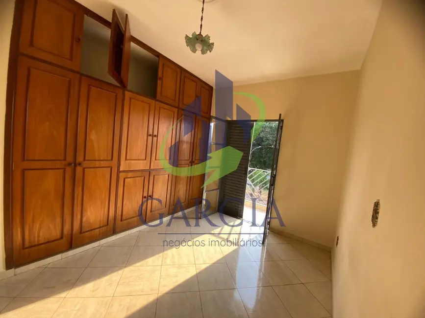 Apartamento com 3 quartos para alugar, 350m2 em Centro, Mogi Guacu - SP - imagem 2 Foto 2 de Apartamento com 3 quartos para alugar, 350m2 em Centro, Mogi Guacu - SP