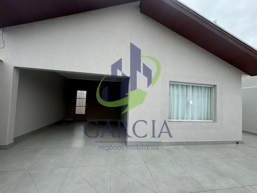 Foto 1 de Casa com 3 quartos para alugar, 246m2 em Chácara Nova Odessa, Mogi Guacu - SP