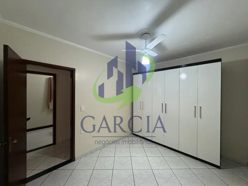 Foto 6 de Casa com 3 quartos para alugar, 246m2 em Chácara Nova Odessa, Mogi Guacu - SP