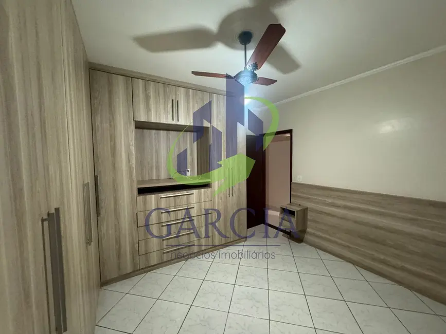 Foto 9 de Casa com 3 quartos para alugar, 246m2 em Chácara Nova Odessa, Mogi Guacu - SP