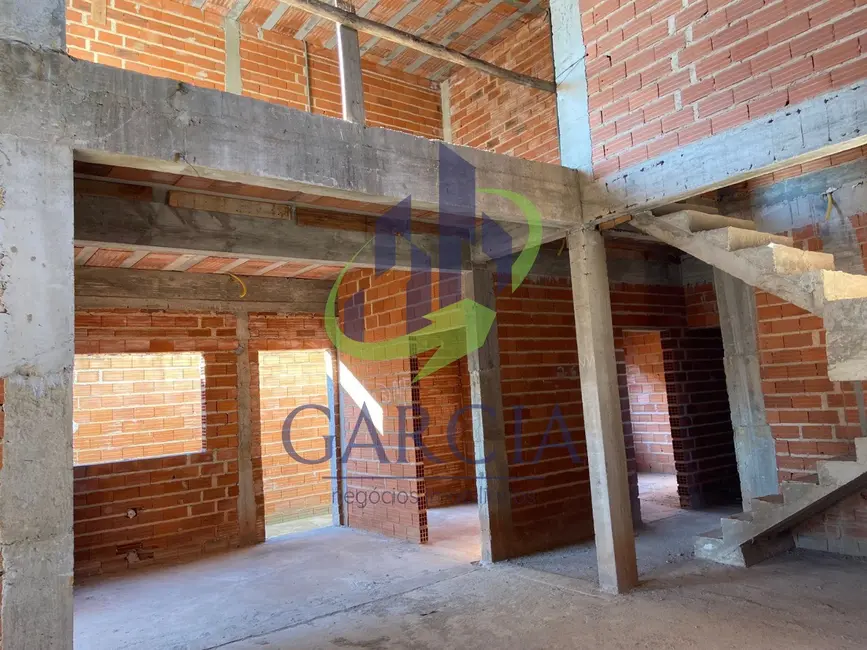 Foto 3 de Casa com 2 quartos à venda, 180m2 em Estiva Gerbi - SP