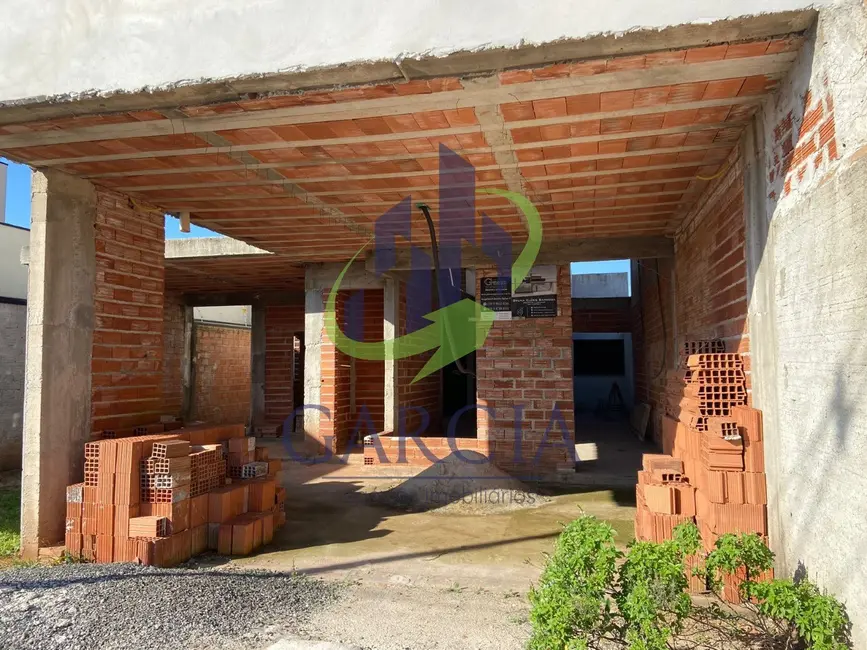 Foto 1 de Casa com 2 quartos à venda, 180m2 em Estiva Gerbi - SP