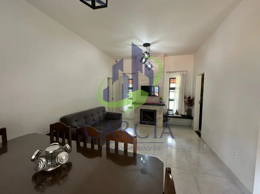 Chácara com 4 quartos à venda, 140m2 em Ponte Nova, Itapira - SP - imagem 6 Foto 6 de Chácara com 4 quartos à venda, 140m2 em Ponte Nova, Itapira - SP