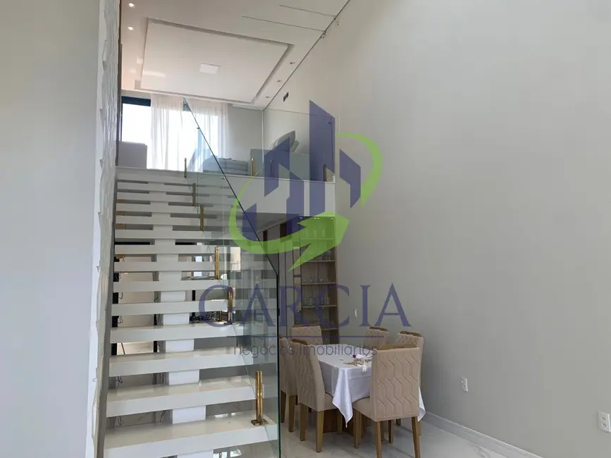 Foto 6 de Casa com 2 quartos à venda, 162m2 em Estiva Gerbi - SP