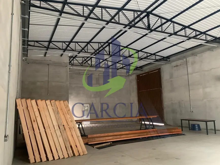 Foto 2 de Armazém / Galpão para alugar, 210m2 em Jardim Santo Antônio, Mogi Guacu - SP